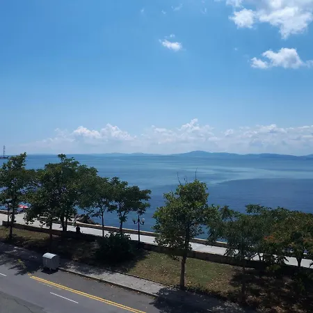 за гости West Maison d'hôtes