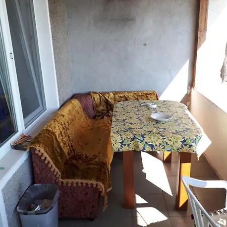 за гости West 3* Pomorie