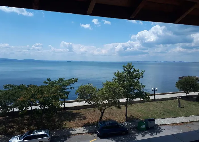 за гости West بيت ضيافة بوموري