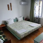 за гости West Гостевой дом Поморие