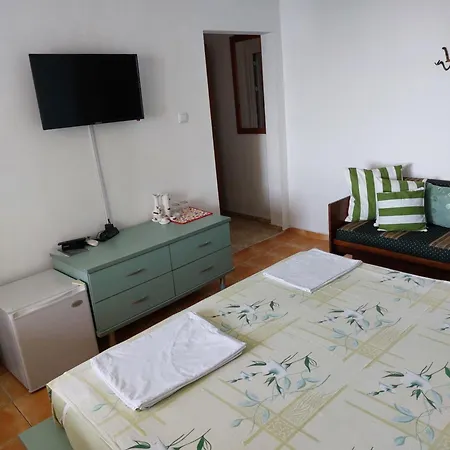 самостоятелни на брега на морето Guest house Pomorie