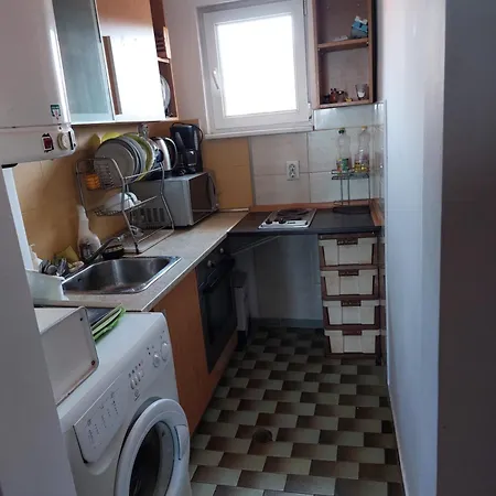 за гости West 3* بوموري